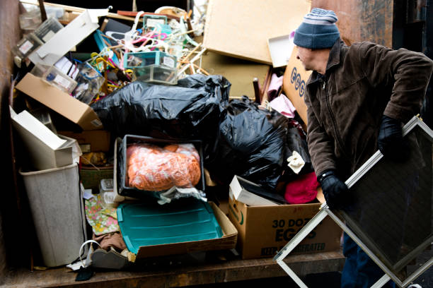 Best Garage Cleanout  in Redwater, TX